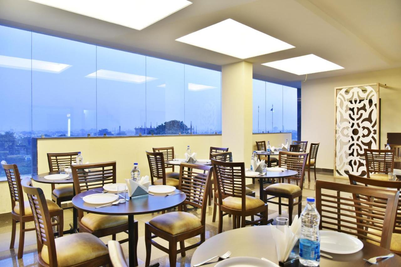 Hotel Amritsar International 2 Min Walk From Amritsar Bus Stand Buitenkant foto