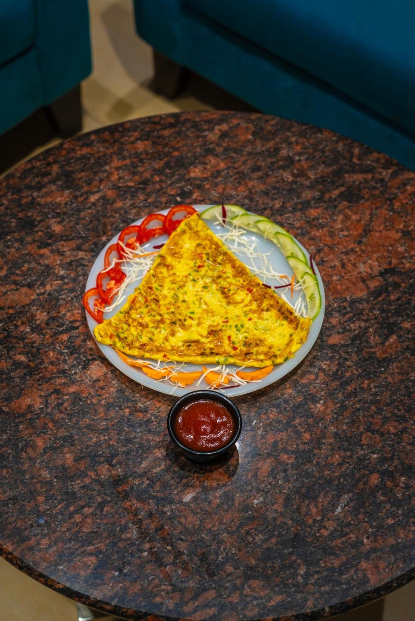 Hotel Amritsar International 2 Min Walk From Amritsar Bus Stand Buitenkant foto