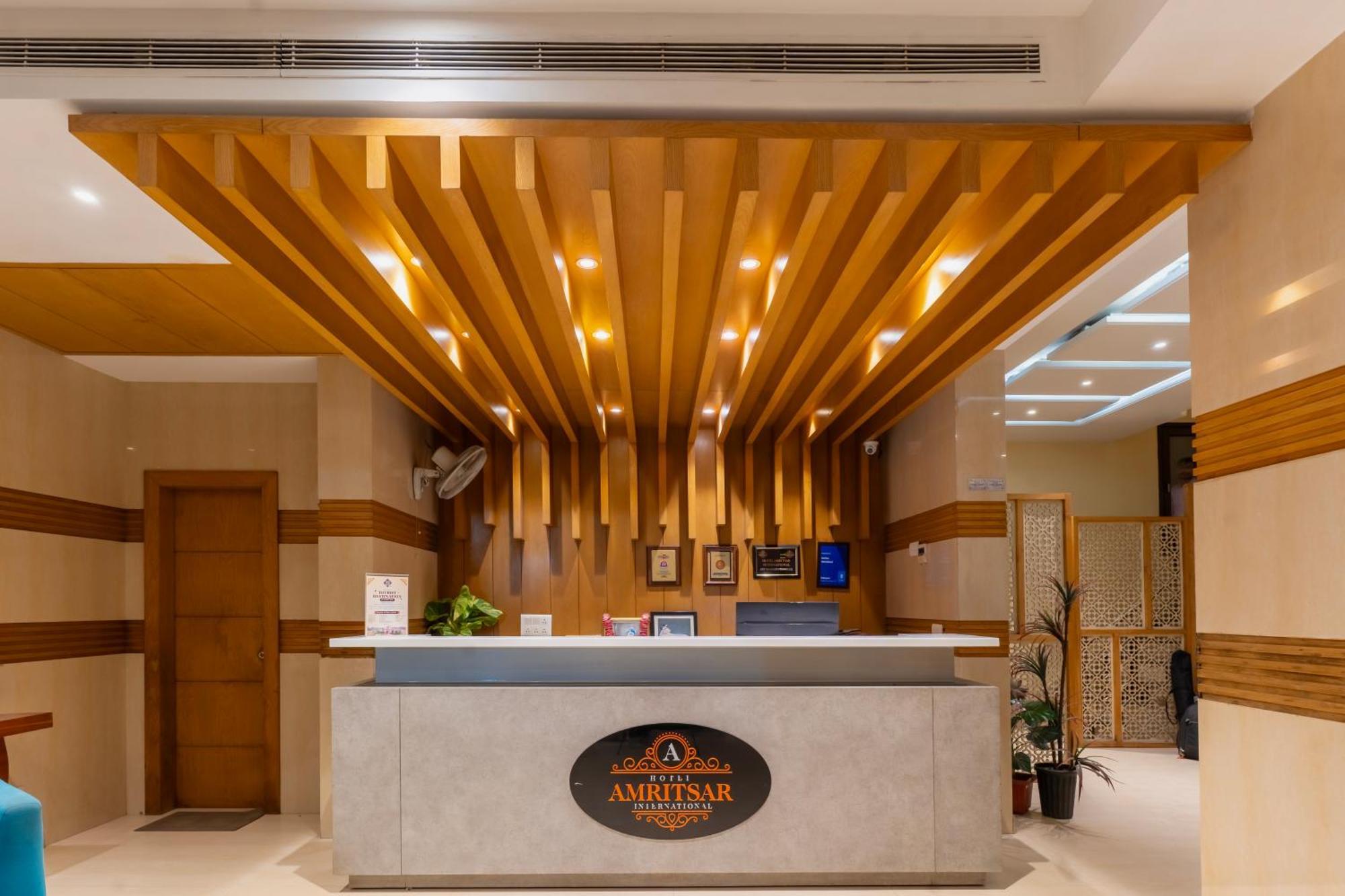 Hotel Amritsar International 2 Min Walk From Amritsar Bus Stand Buitenkant foto