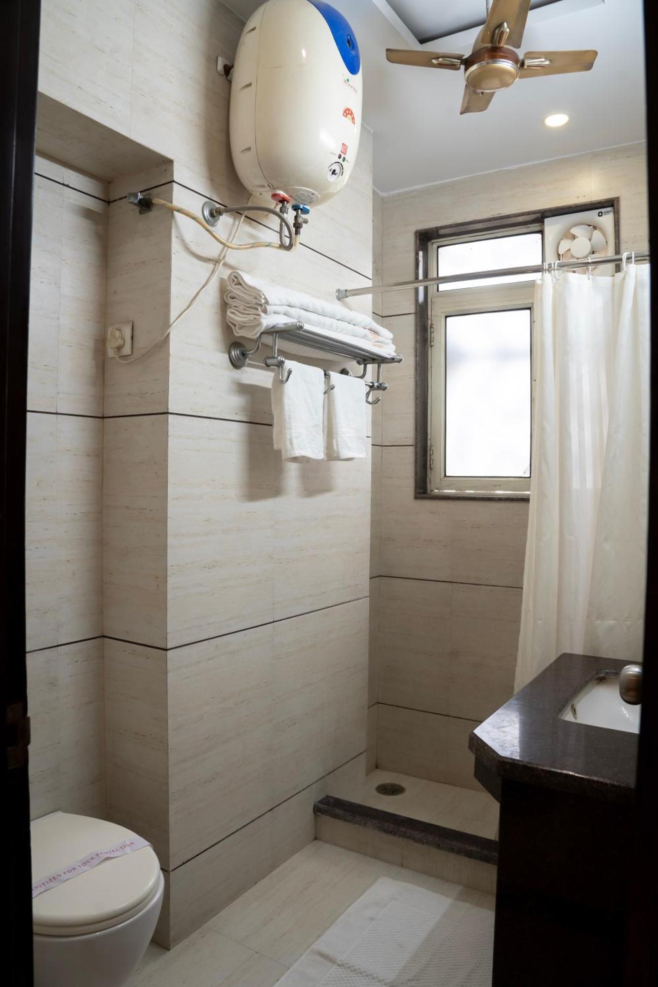 Hotel Amritsar International 2 Min Walk From Amritsar Bus Stand Buitenkant foto